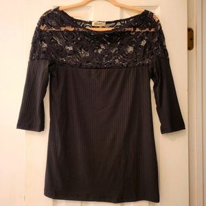 Blumin Apparel NWOT Black Lace Top S